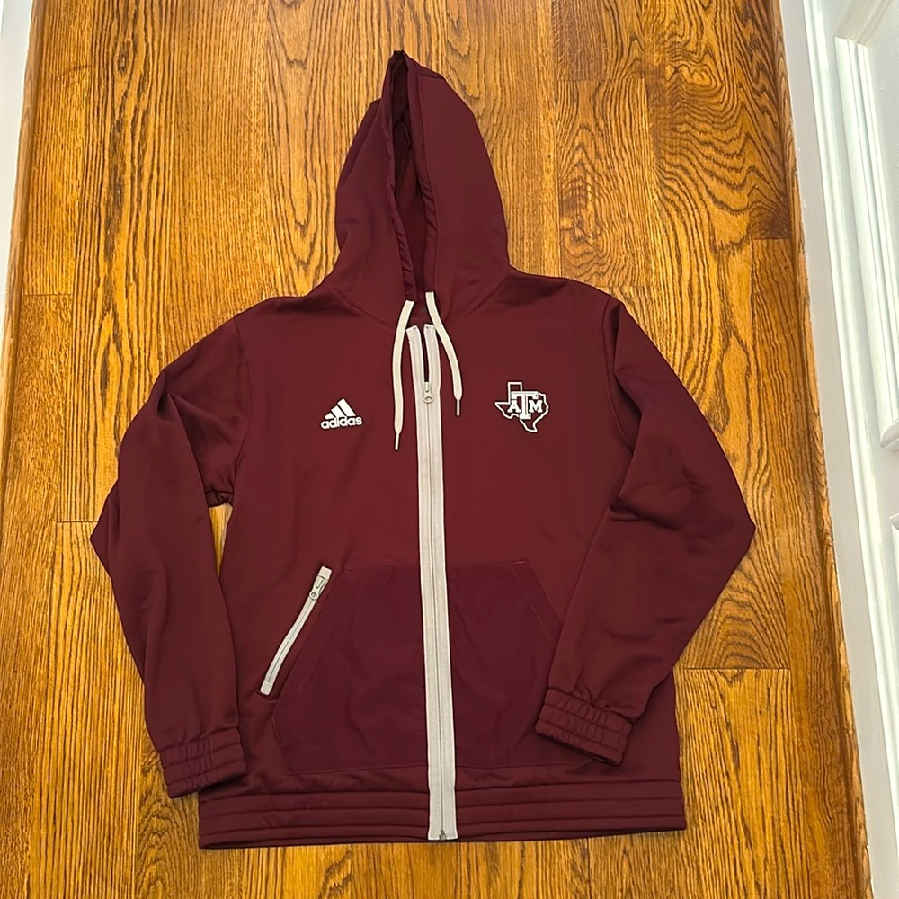 Adidas Texas A&M Men’s zip front sweatshirt. Excellent condition size Large